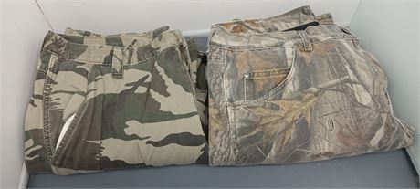 2 Pairs Of Men's Pants. Size 38x30