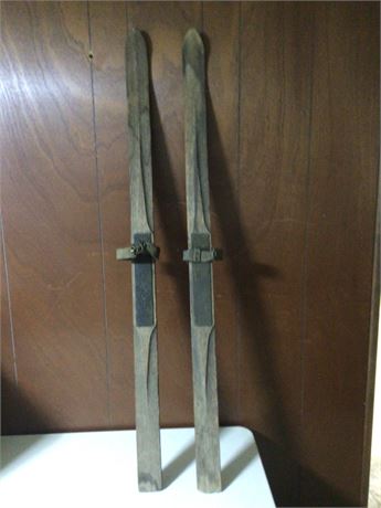 Very Unique Wooden Vintage Child's Snow Skis