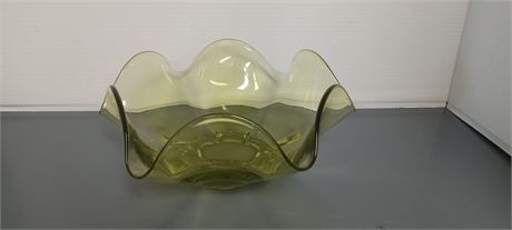 Vintage Glass Ruffle Edge Bowl