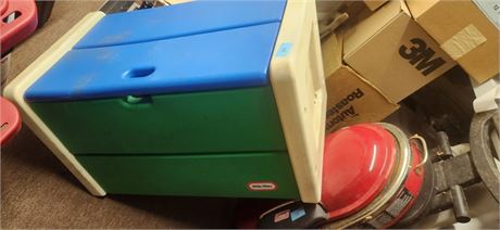 Little Tykes Plastic Toy Box