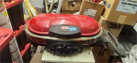 Coleman Road Trip Grill