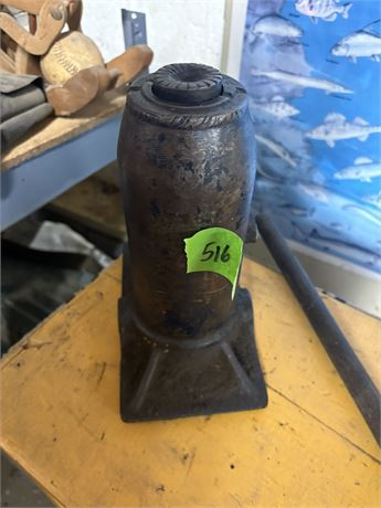 Bottle Jack
