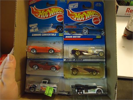6 Vintage Hot Wheels