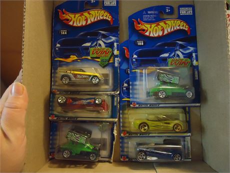 6 Vintage Hot Wheels