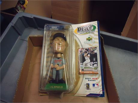 Upper Deck Collectibles Play Makers Carl Ripken Jr. Collectible