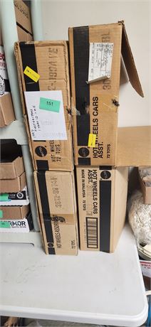 4 empty hot wheels case boxes