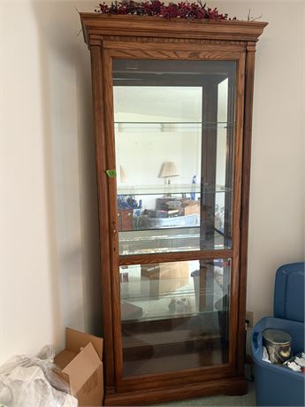 Lighted Curio Cabinet, Howard Miller
