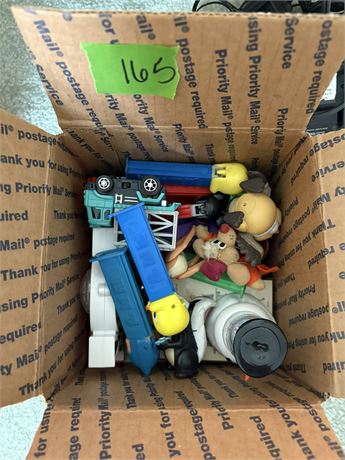 Toys Lot, Pez