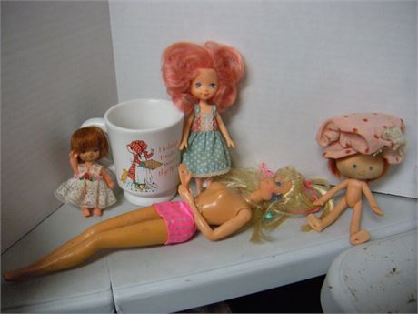 Strawberry Shortcake & misc dolls