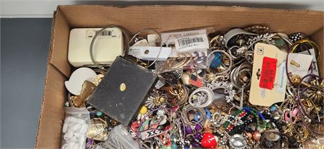 Lot Of Jewelry