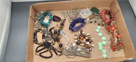Lot Of Jewelry