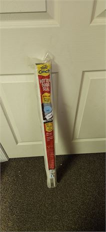 Cinch Bottom Door Seal