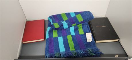 2 Vintage Books & New Bath Towel