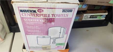 Marathon Centerpull Towels Starter Kit