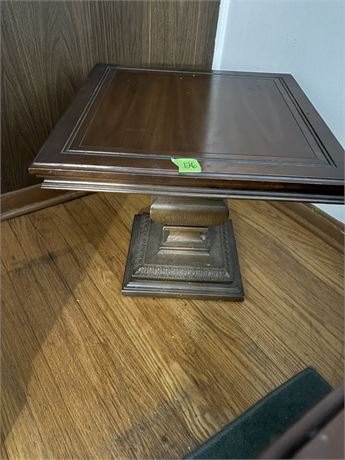 Short Pedestal Table