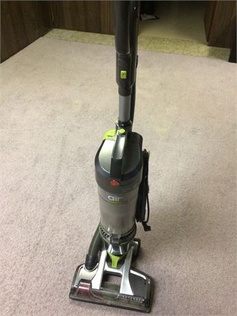 Hoover AIR Upright Bagless Vacuum - works