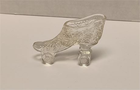 Clear Glass Daisy Button Roller Skate. Unmarked
