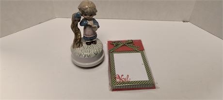 Note Pad & Music Box