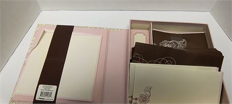 Hallmark Stationary Set
