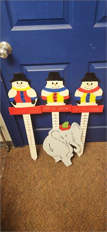 Wood Snowman Signs & Wood Elephant Sign