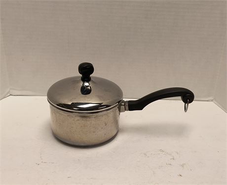 Stainless Steel Pot With Lid