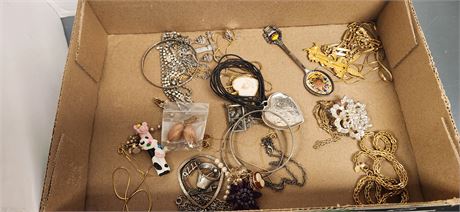 Lot Of Jewelry