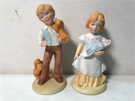2 Avon Figurines