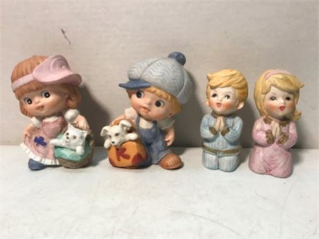 4 Homco Figurines