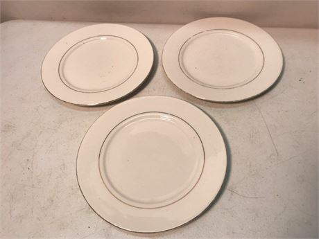Classic Gold #215 Dinner Plates