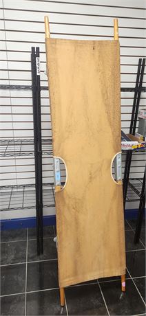 Canvas stretcher