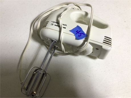 Blender and Hamilton Beach Hand Mixer