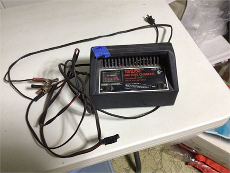 12 AMP Battery Charger