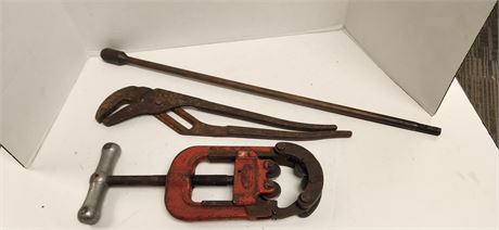 Rex Hinged Pipe Cutter & Misc. Tools