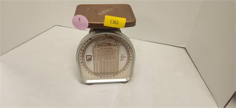 Vintage Pelouze Shipping Scale