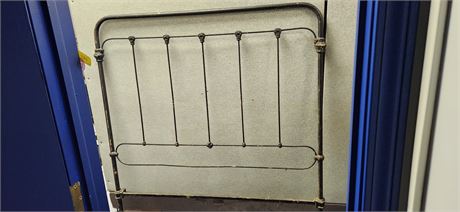 Antique Metal Twin Size Bed Frame. Head Board & Footboard & Rails