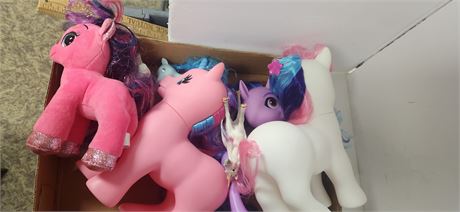 Various My Little Ponies