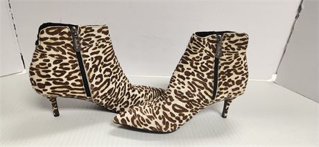 Charles Ankle Leopard Print Boots. Size 7 1/2