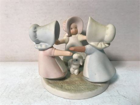 Circle of Friends "Love One Another"