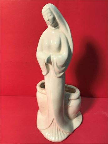 Madonna Planter