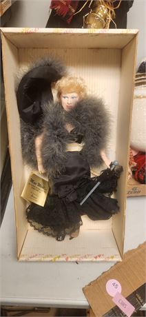 Vintage Effenbee May West Collector's  Doll. Missing One Shoe