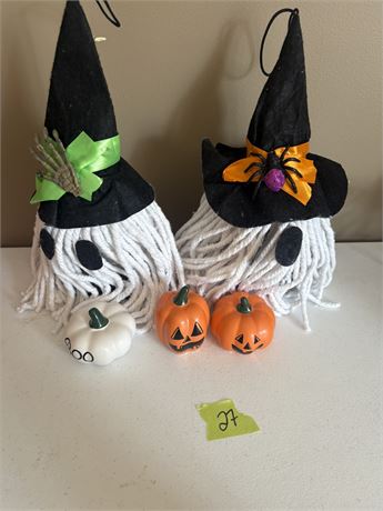 Halloween Decor