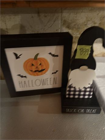 Halloween Decor