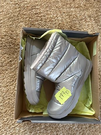 Silver Boots