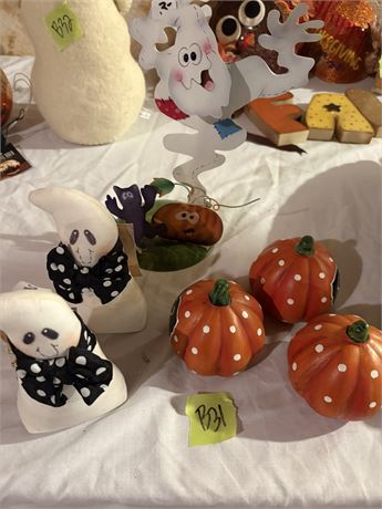 Halloween Decor