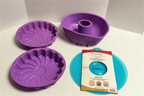 Lot Of Silicone Baking Bowls & Lid