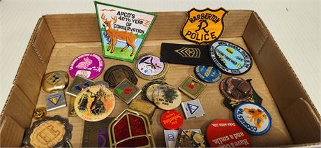 Vintage Patches & Buttons & Money Clips & Pins