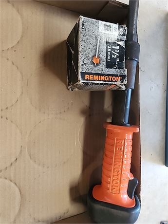 Remington Ram Set with box of nails