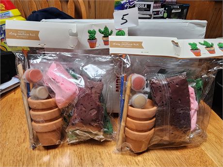 2 Clacy making sets