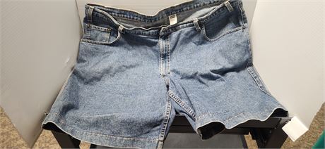 Levis Loose Fit Jeans Short. Size 46