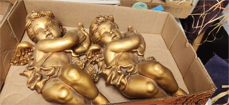 2 Angel Decorative Wall Hangers